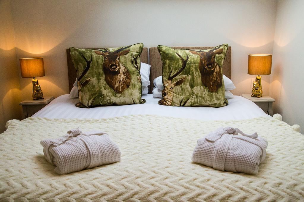 Appartamento Harrogate Elite Living Esterno foto
