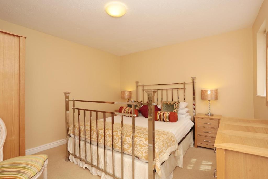 Appartamento Harrogate Elite Living Esterno foto