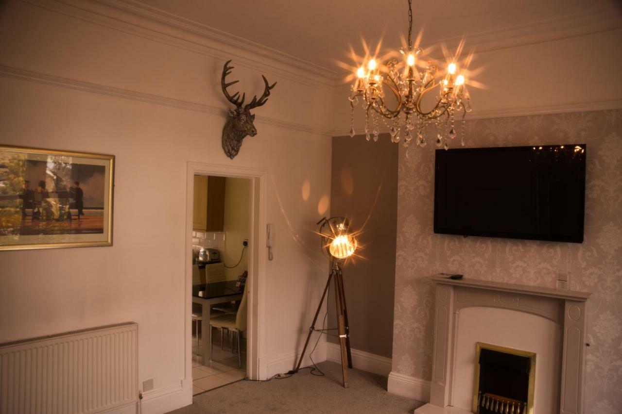 Appartamento Harrogate Elite Living Esterno foto