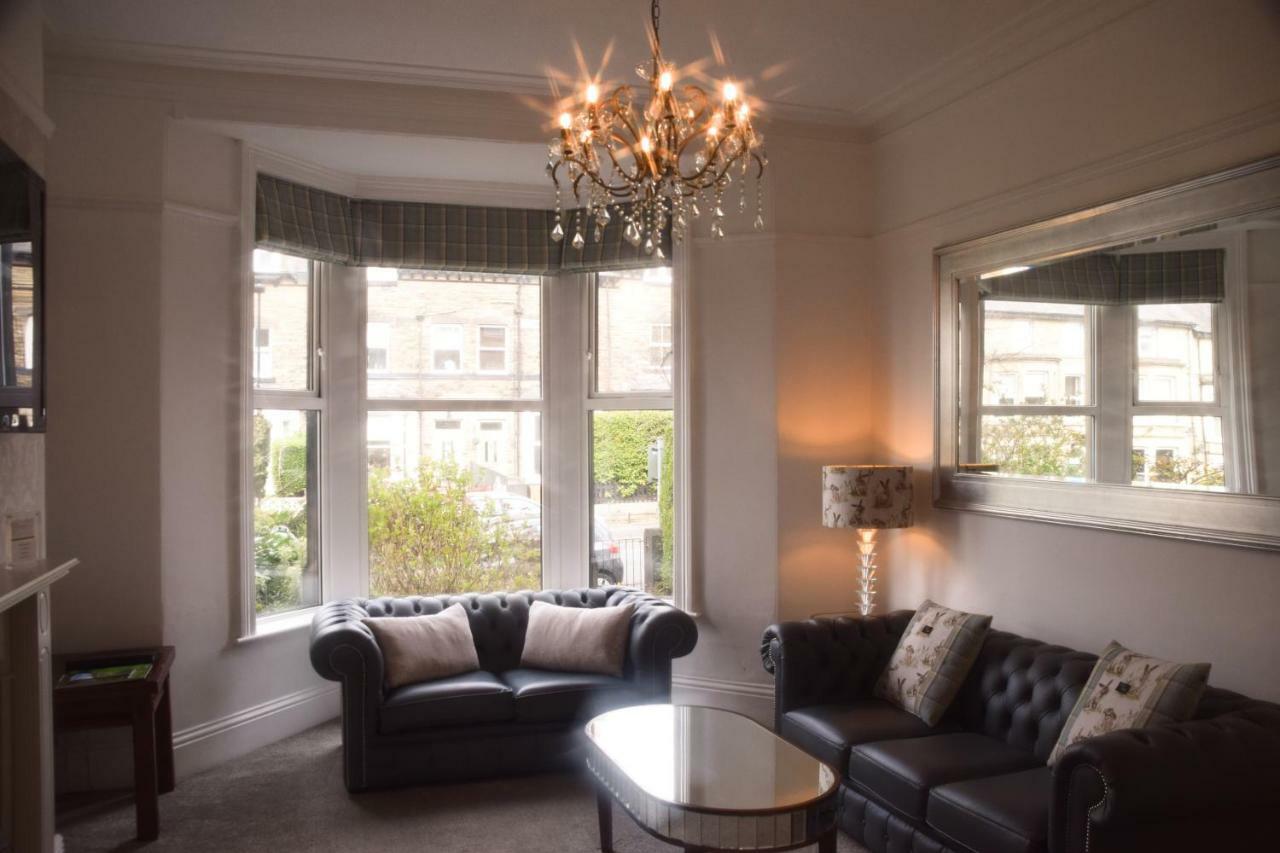 Appartamento Harrogate Elite Living Esterno foto
